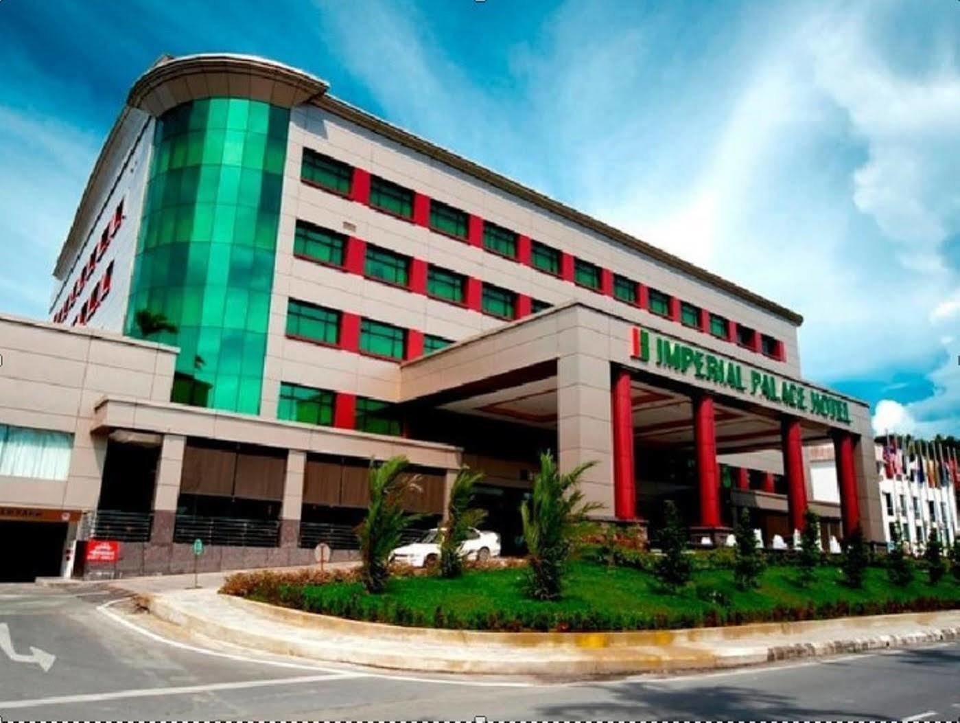 Imperial Palace Hotel Мири Экстерьер фото